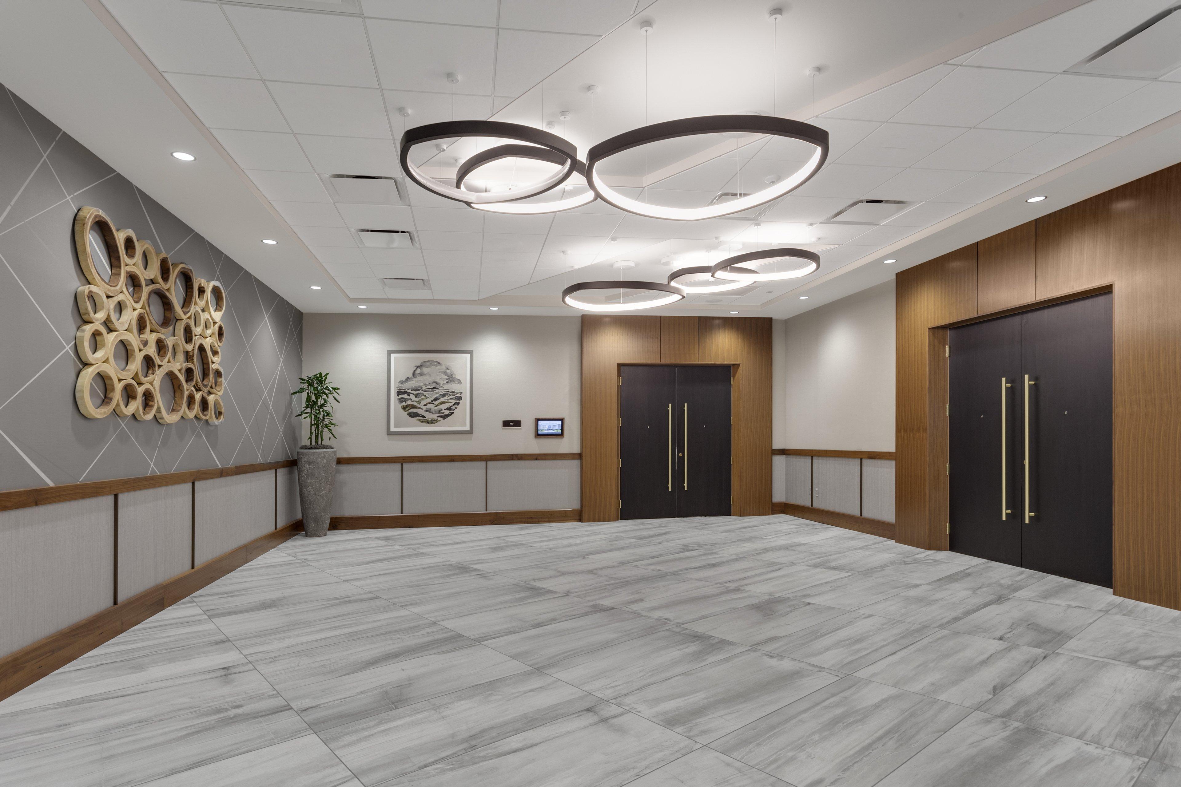 Hotel Crowne Plaza Lansing By Ihg Esterno foto